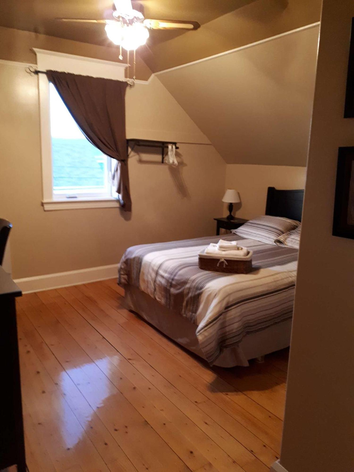 Bed and Breakfast Dans les draps de Morphee à Campbellton Extérieur photo