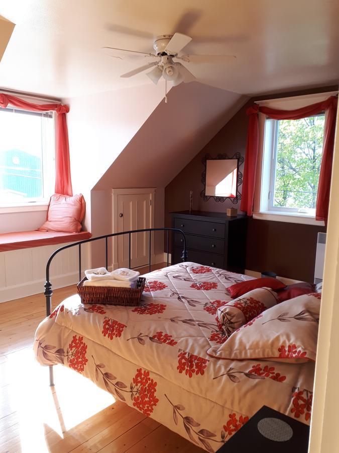 Bed and Breakfast Dans les draps de Morphee à Campbellton Extérieur photo